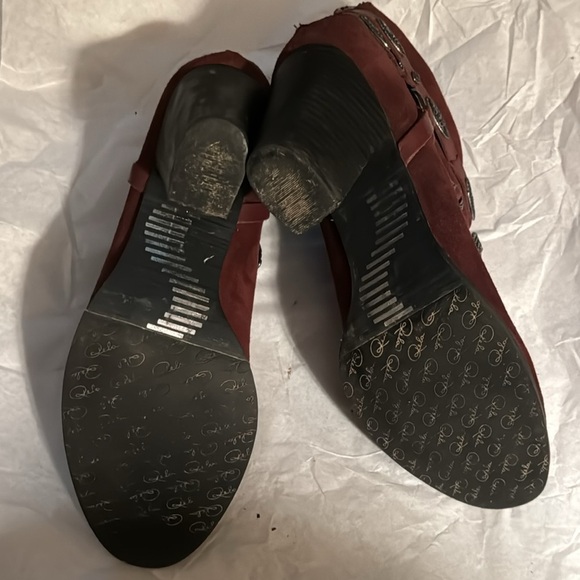REBA Zabrina burgundy suede back zipper cabochon detailing booties boots Sz 9 - Picture 5 of 9